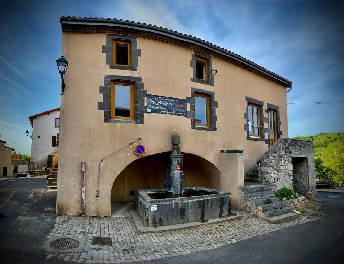 Gite De L'Ecole Romagnat ภายนอก รูปภาพ